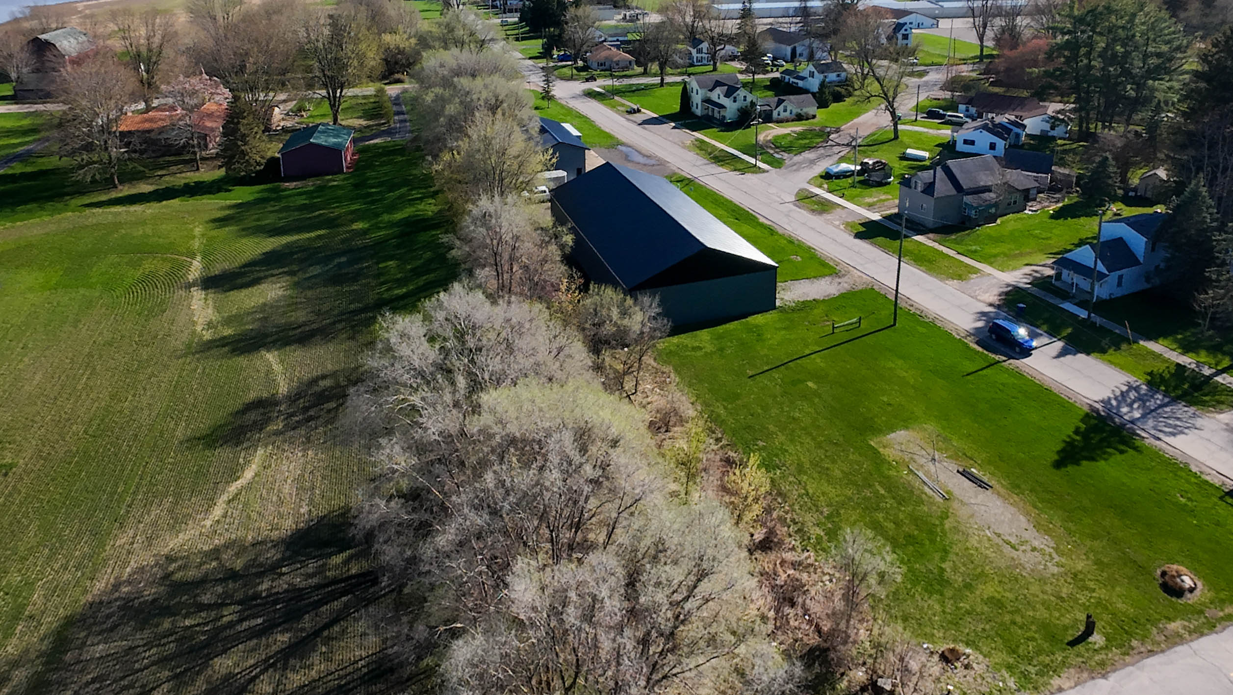 653 Chesaning St. — image 11